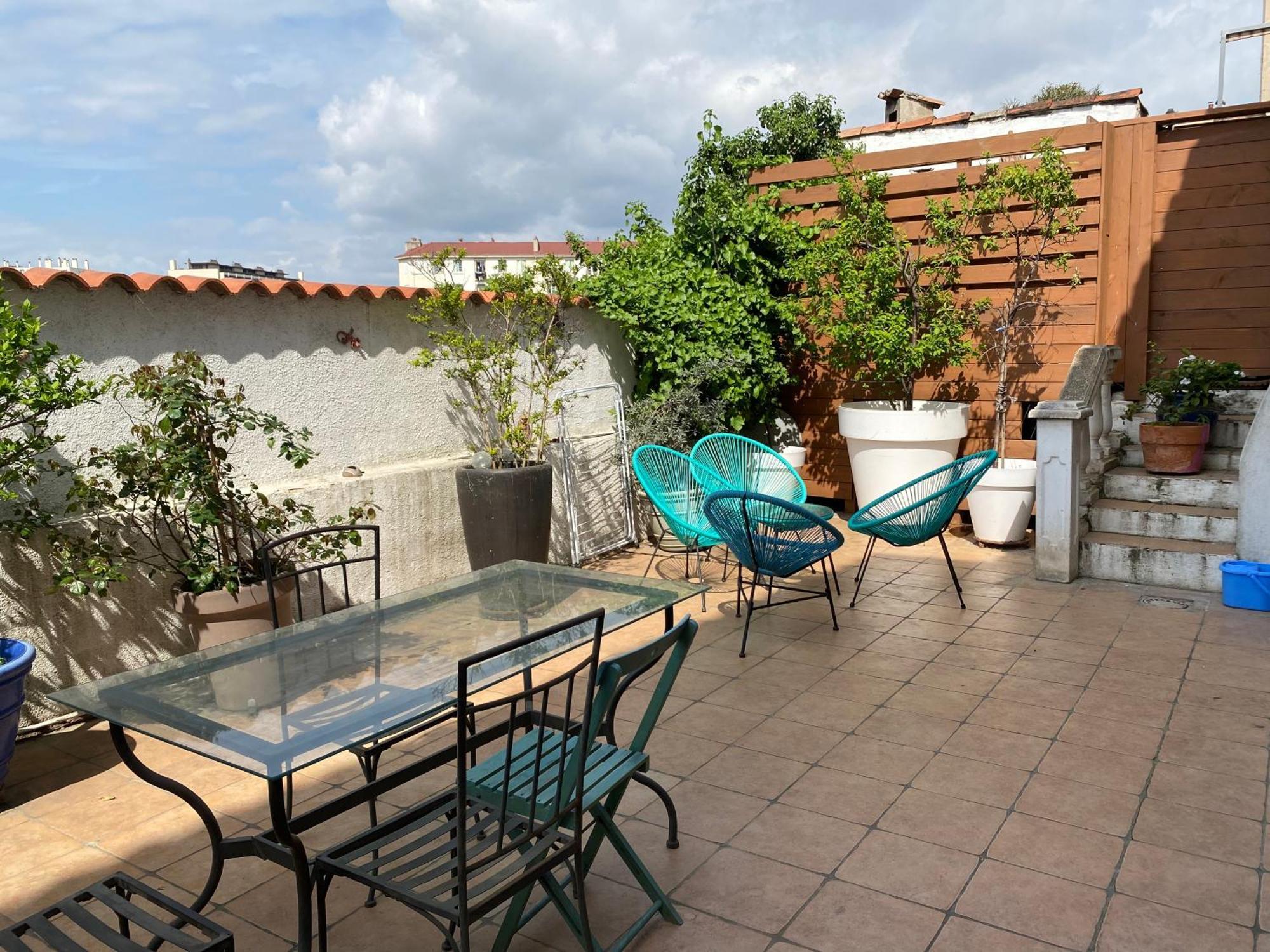 Maison 3 chambres gde terrasse proche vieux port et sncf Marseille Extérieur photo